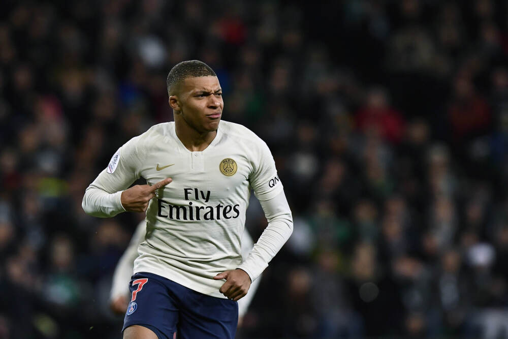 瓜迪奥拉丢了技术足球 曼城一群糙哥踢不了传控 完败给维拉排第6